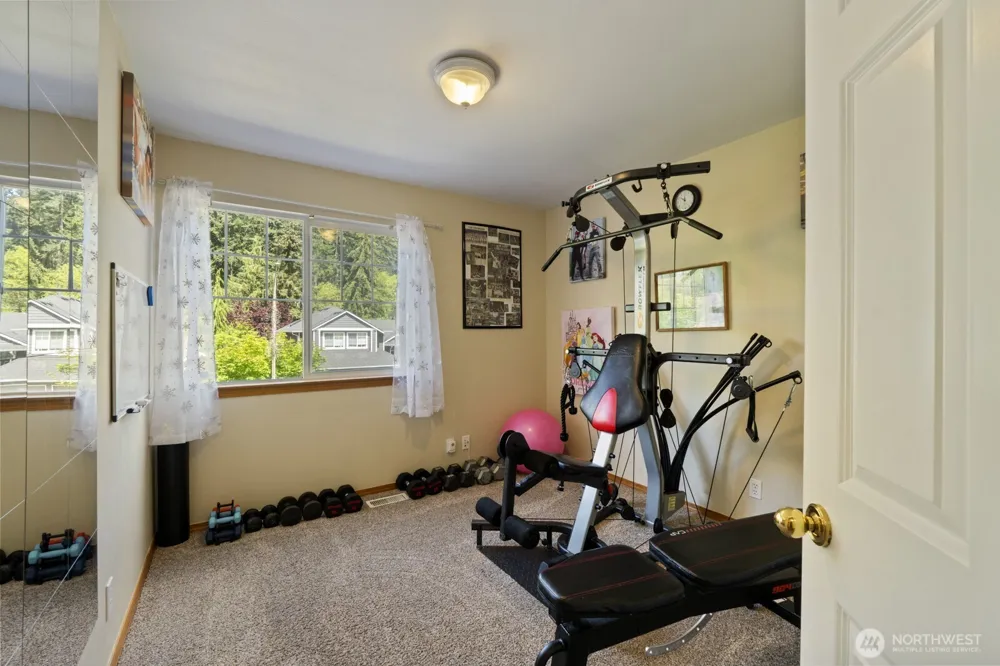6108 133rd Place SW Edmonds, WA 98026