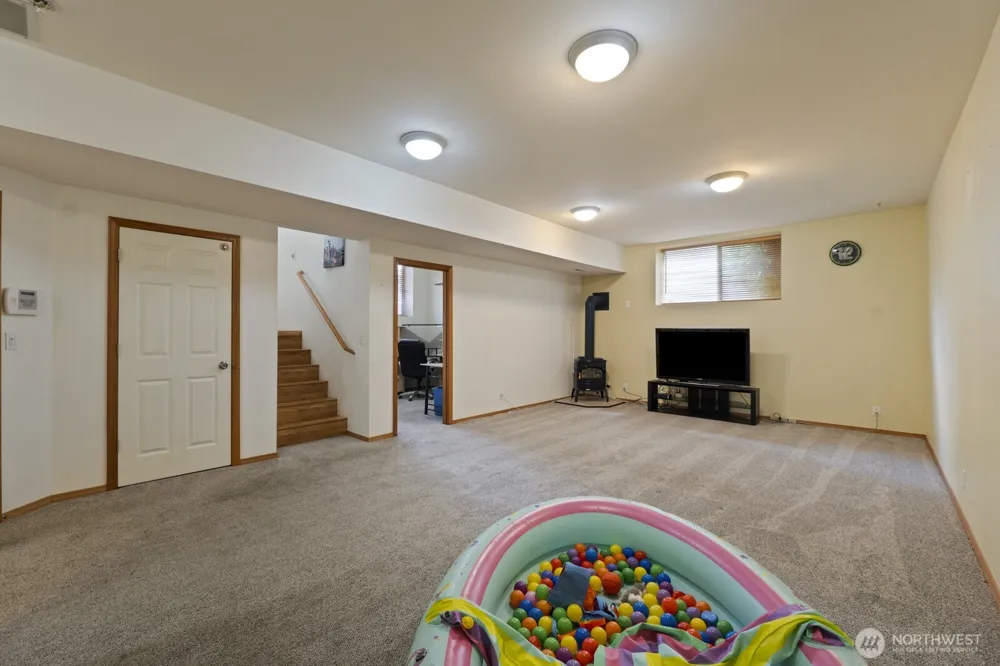 6108 133rd Place SW Edmonds, WA 98026
