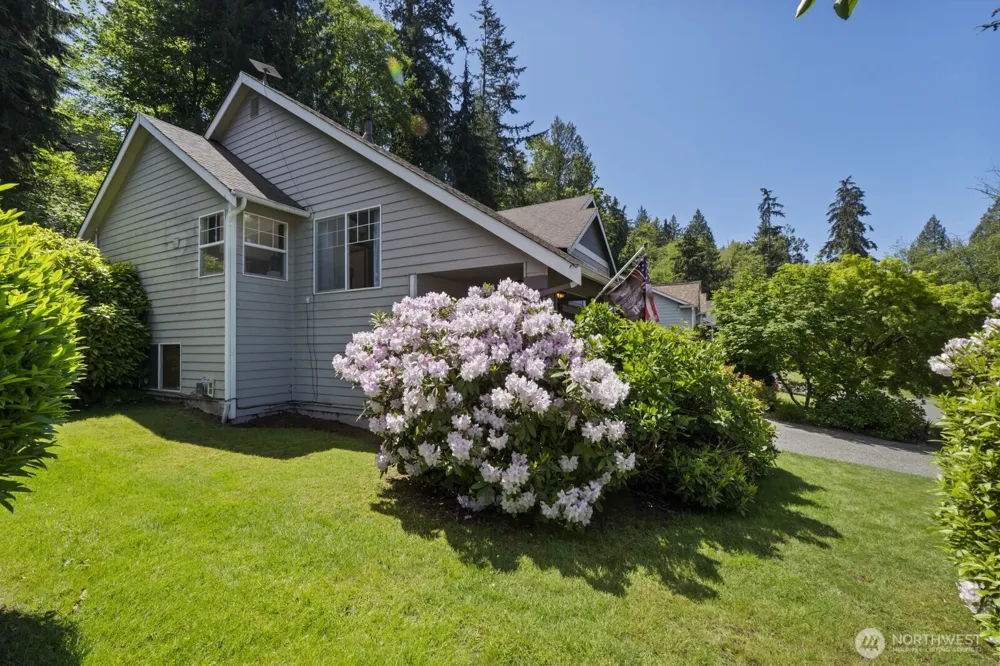 6108 133rd Place SW Edmonds, WA 98026