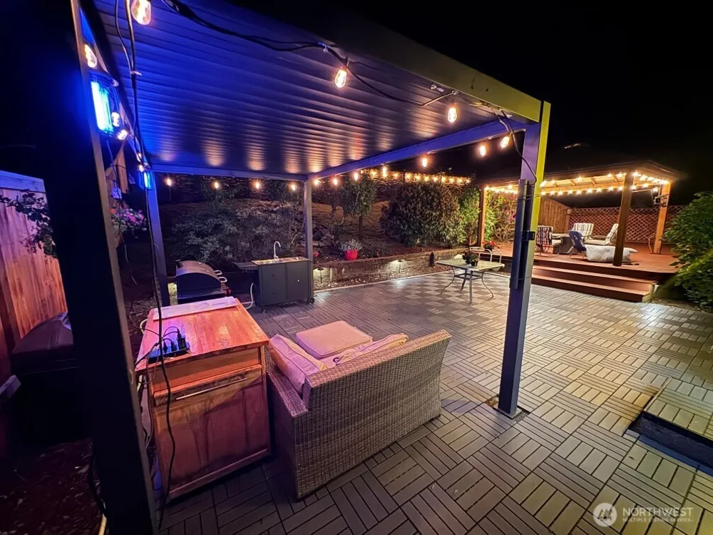 6108 133rd Place SW Edmonds, WA 98026