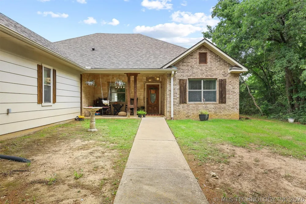 6644 Black Oak Trail Kingston, OK 73439