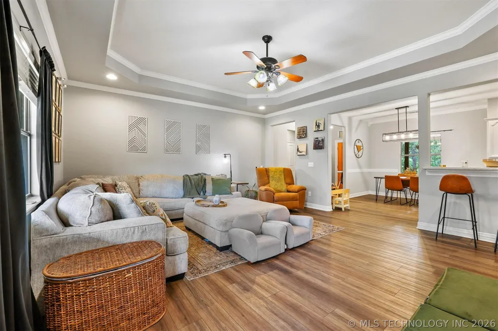 6644 Black Oak Trail Kingston, OK 73439