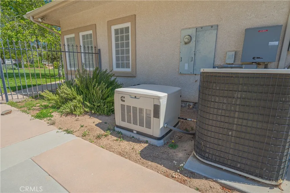 33202 Drill Road Agua Dulce, CA 91390