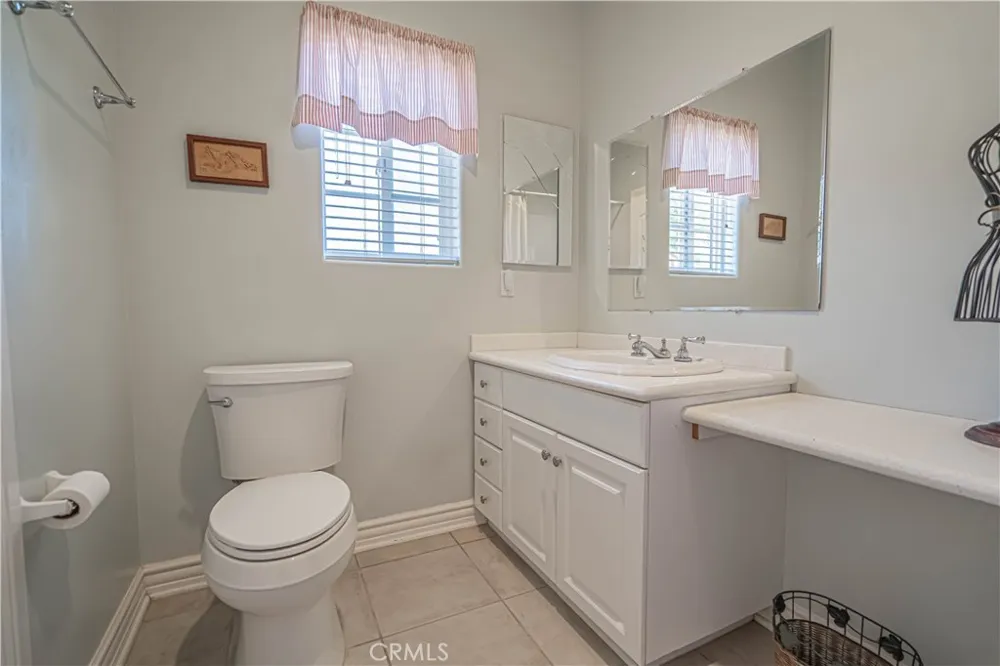33202 Drill Road Agua Dulce, CA 91390