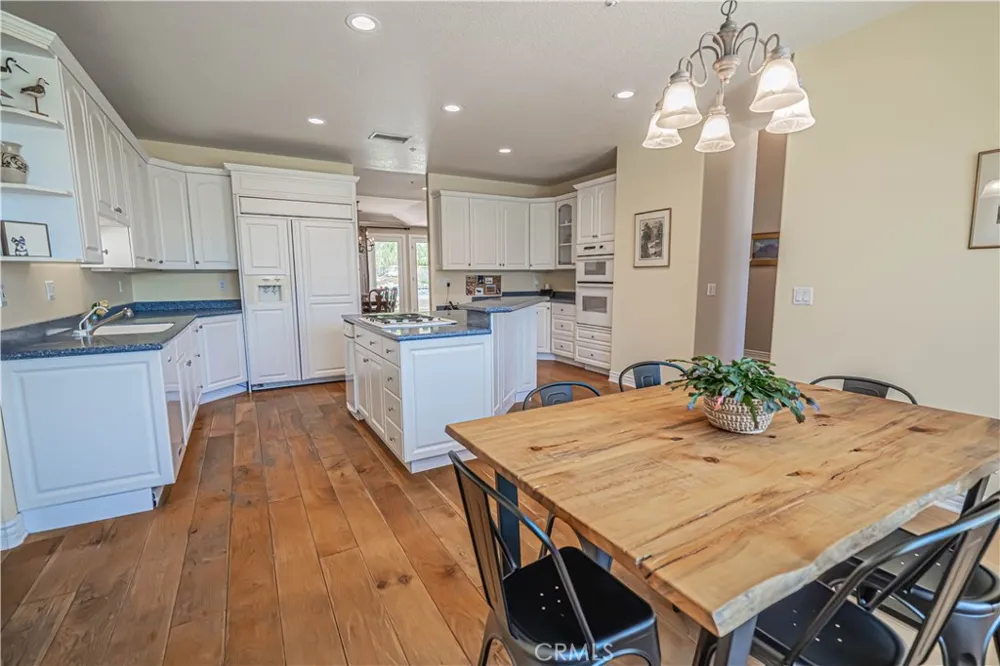 33202 Drill Road Agua Dulce, CA 91390