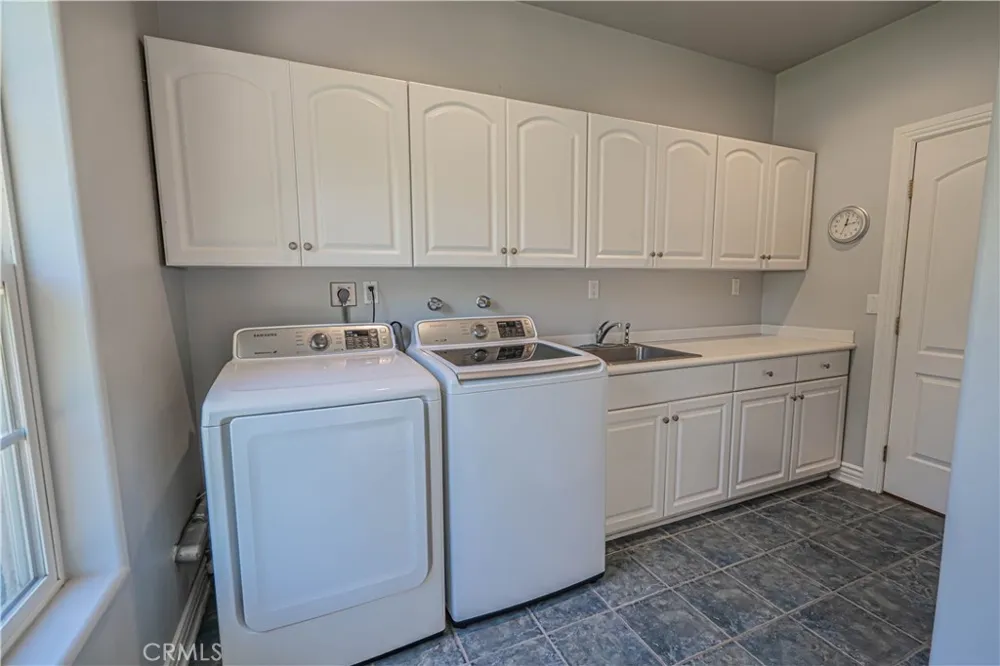 33202 Drill Road Agua Dulce, CA 91390