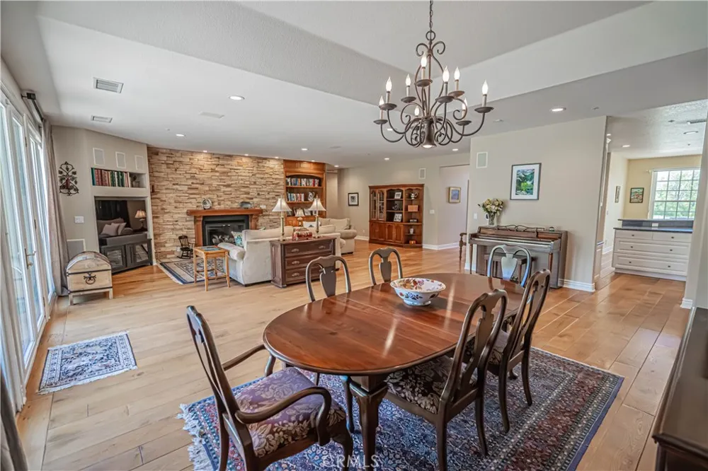 33202 Drill Road Agua Dulce, CA 91390