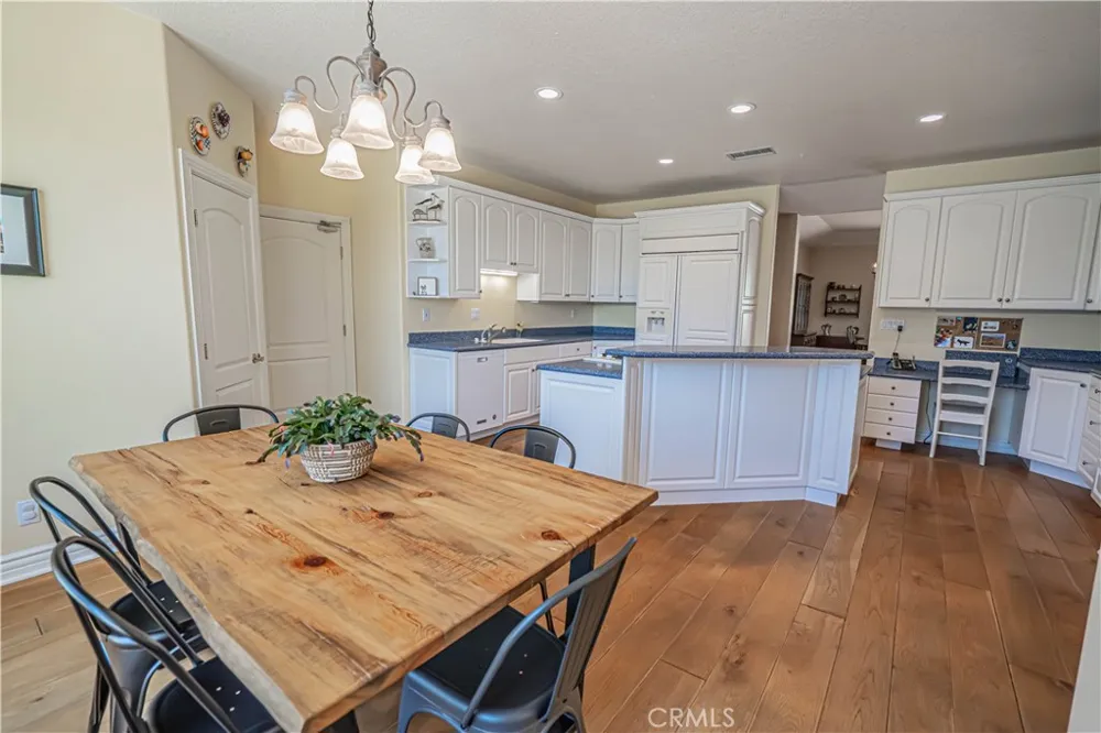 33202 Drill Road Agua Dulce, CA 91390