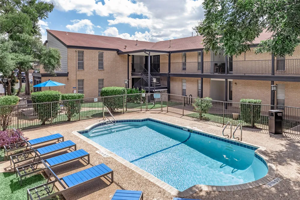 6008 Lamar Boulevard #120 Austin, TX 78752