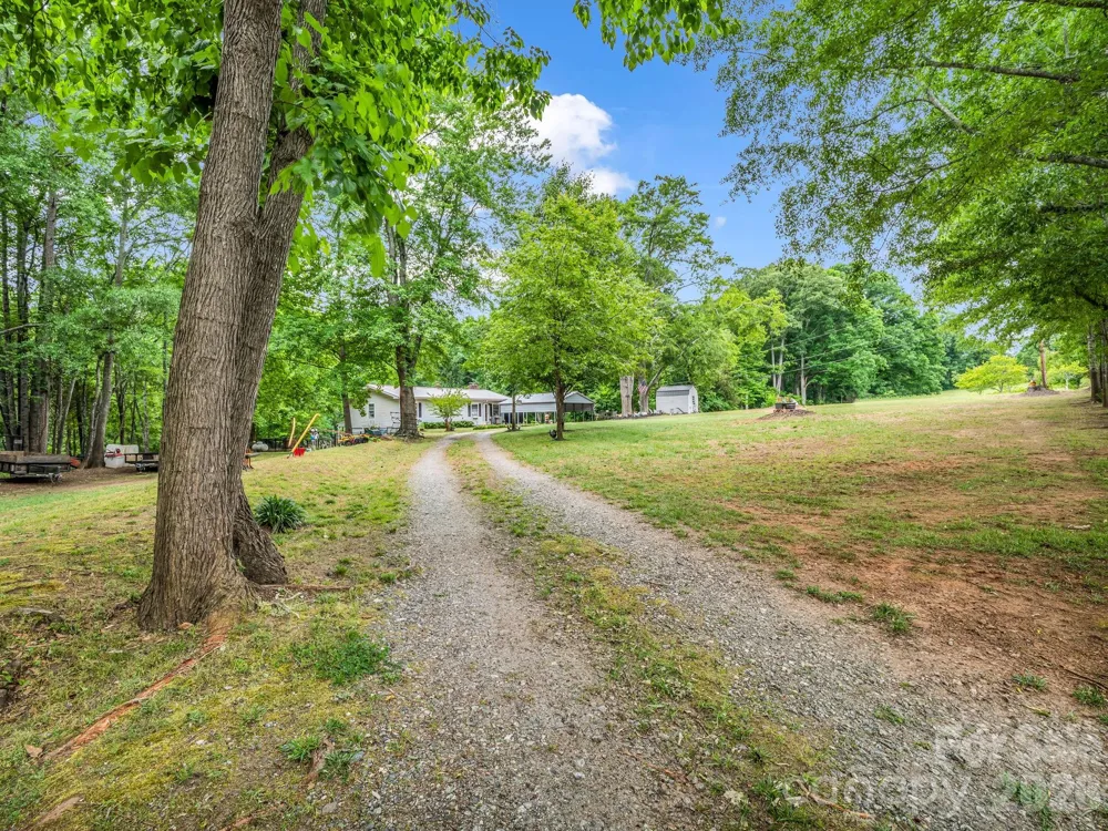 408 Hollis Road Ellenboro, NC 28040