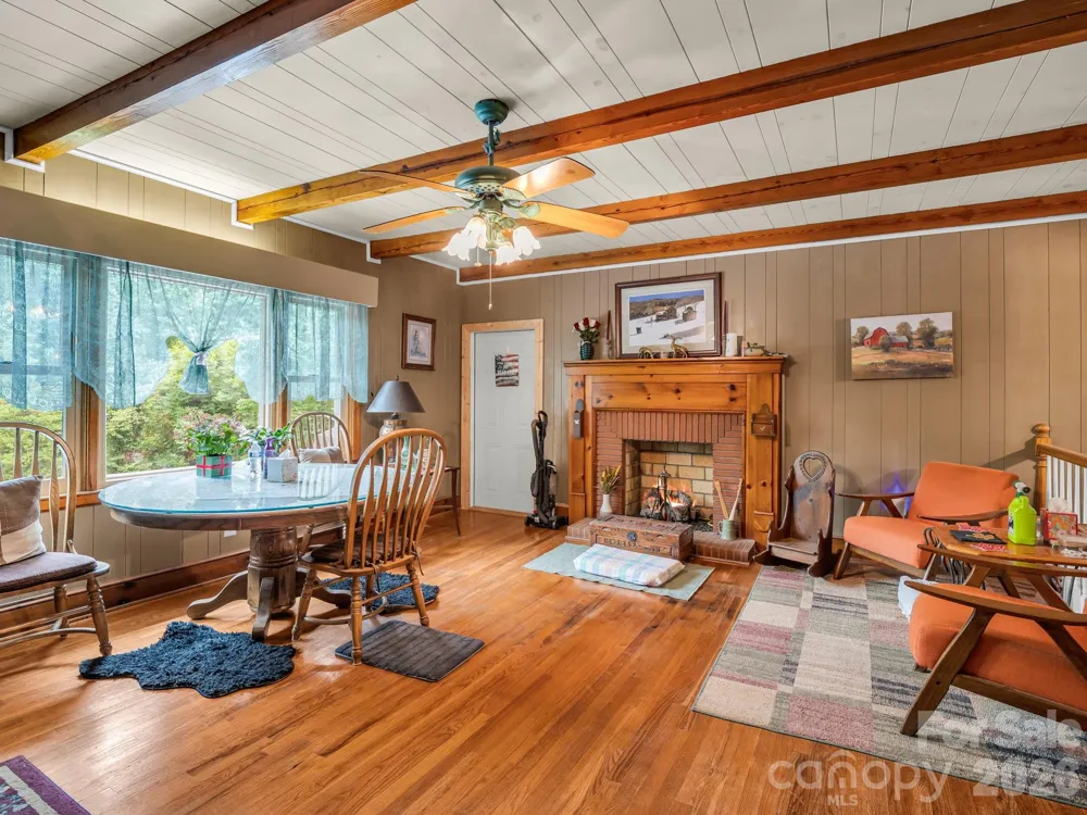 408 Hollis Road Ellenboro, NC 28040