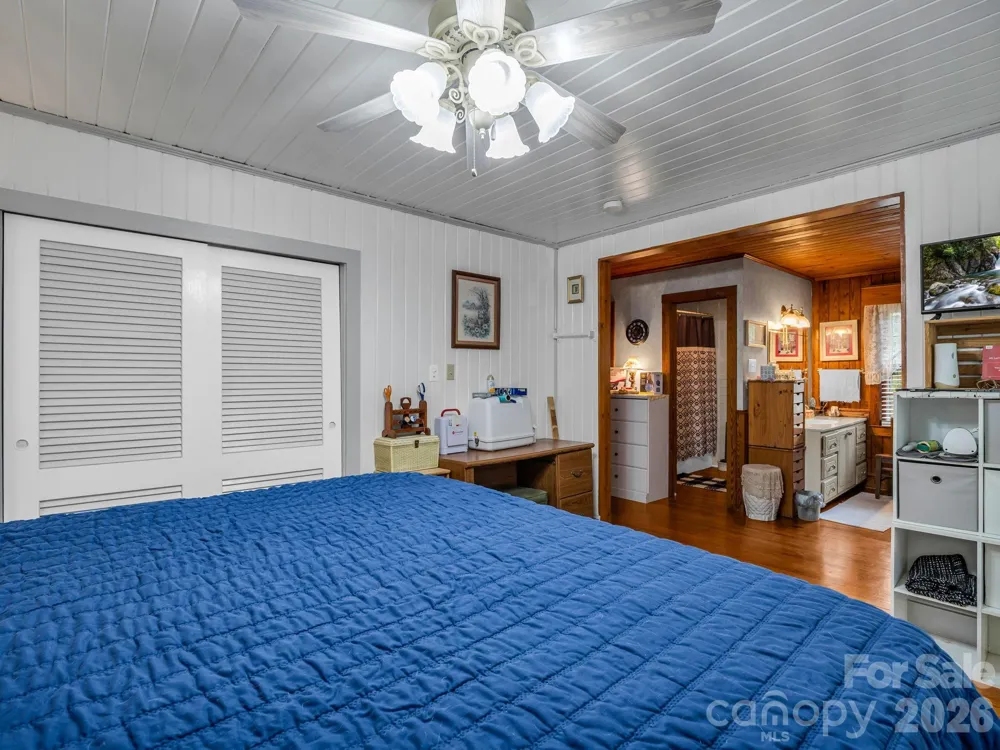 408 Hollis Road Ellenboro, NC 28040