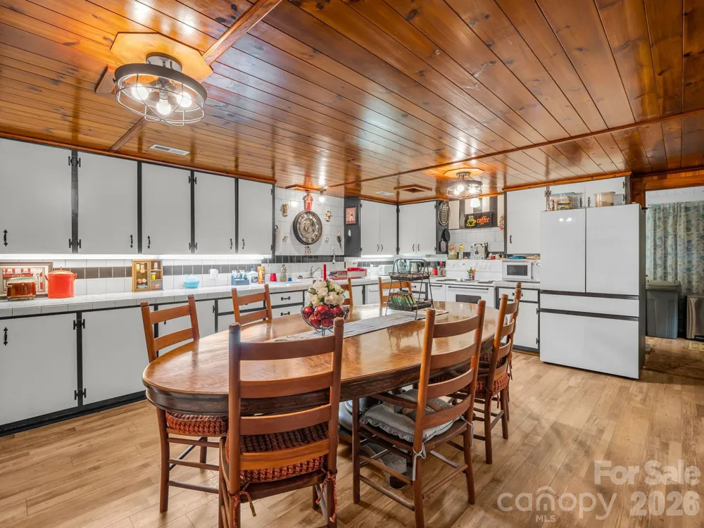 408 Hollis Road Ellenboro, NC 28040