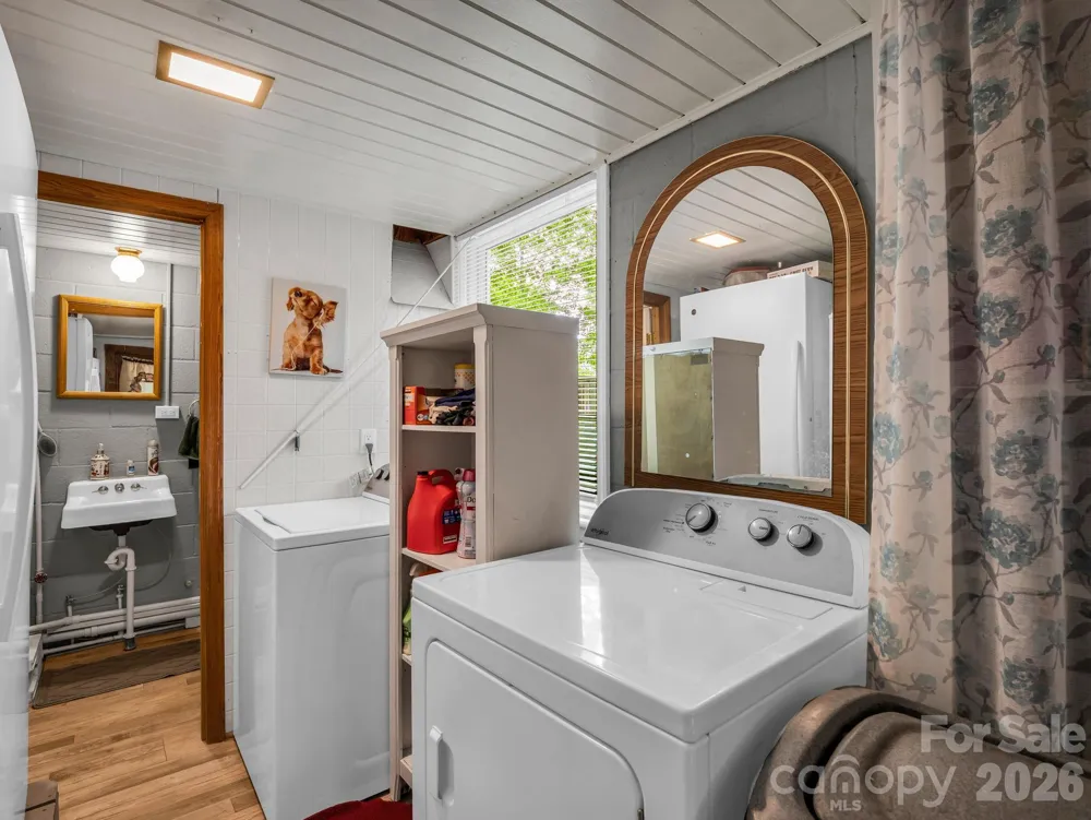 408 Hollis Road Ellenboro, NC 28040