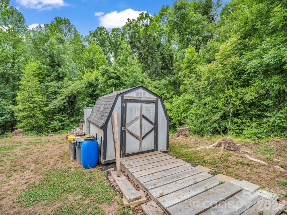 408 Hollis Road Ellenboro, NC 28040