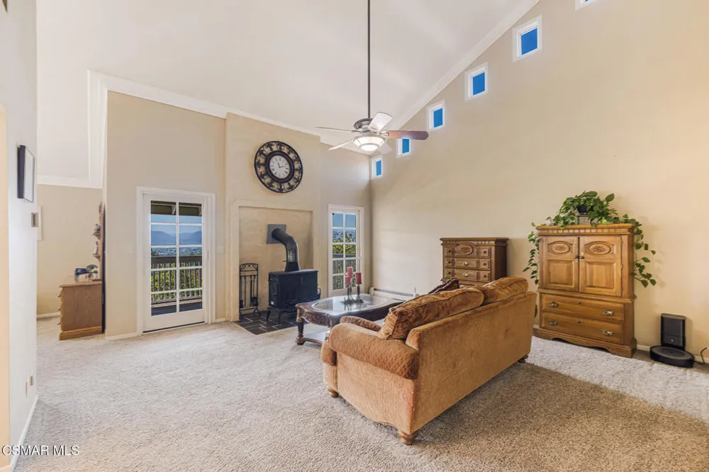 1365 Oak Avenue Fillmore, CA 93015