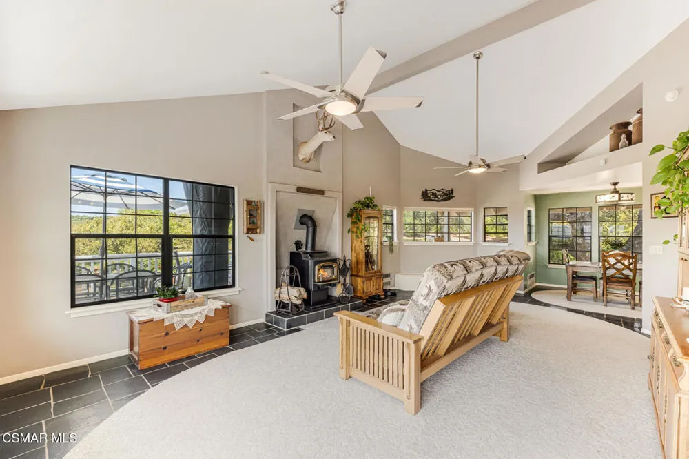1365 Oak Avenue Fillmore, CA 93015