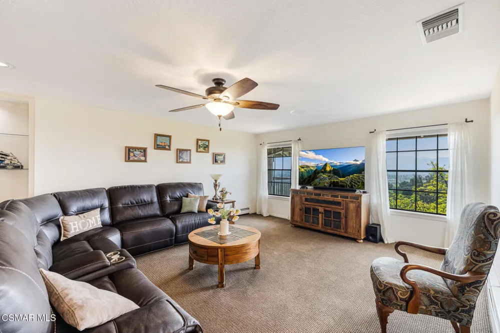 1365 Oak Avenue Fillmore, CA 93015