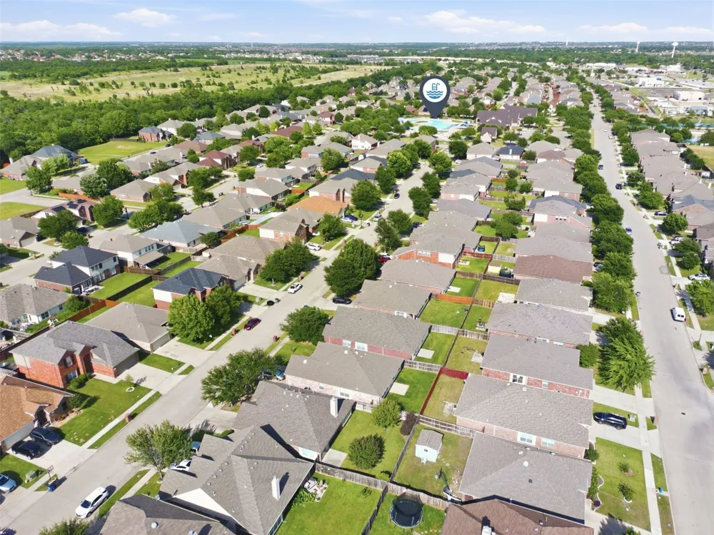 924 Bowie Drive Lavon, TX 75166