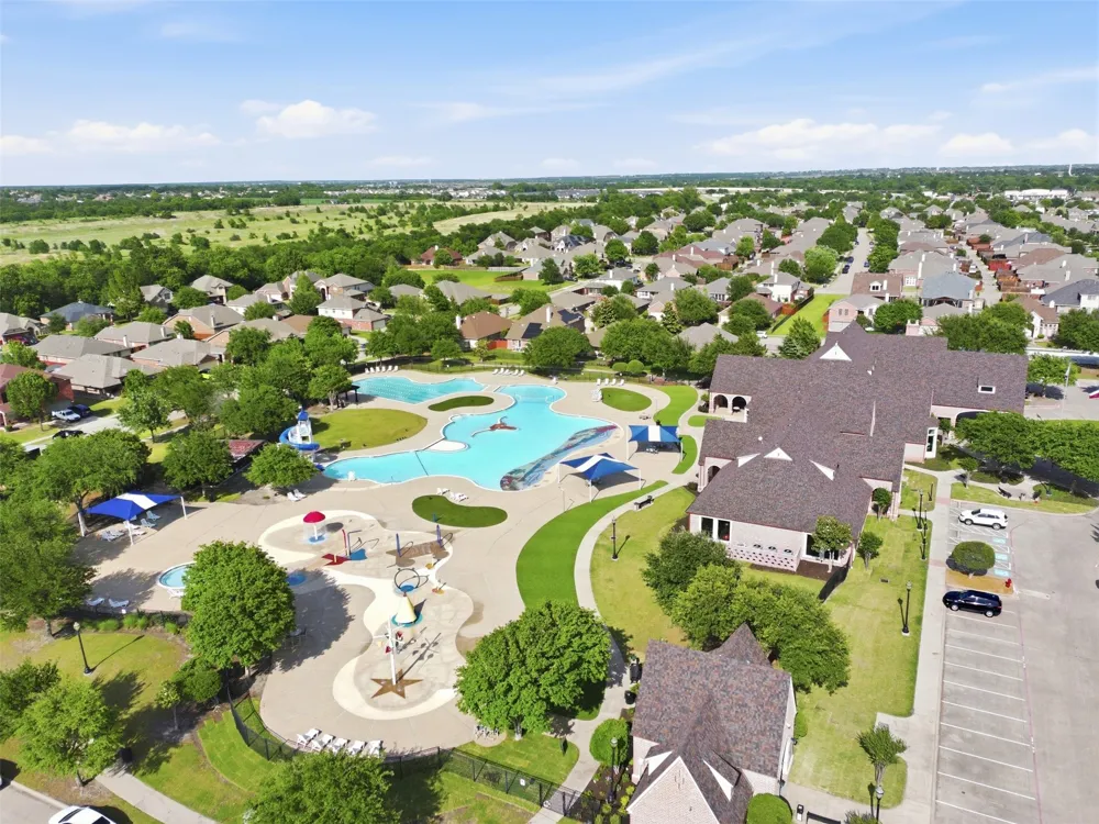 924 Bowie Drive Lavon, TX 75166