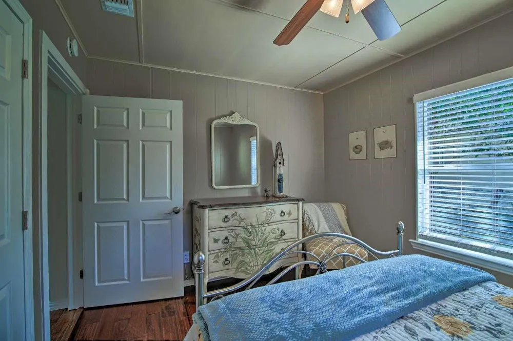 811 W Schubert Street Fredericksburg, TX 78624