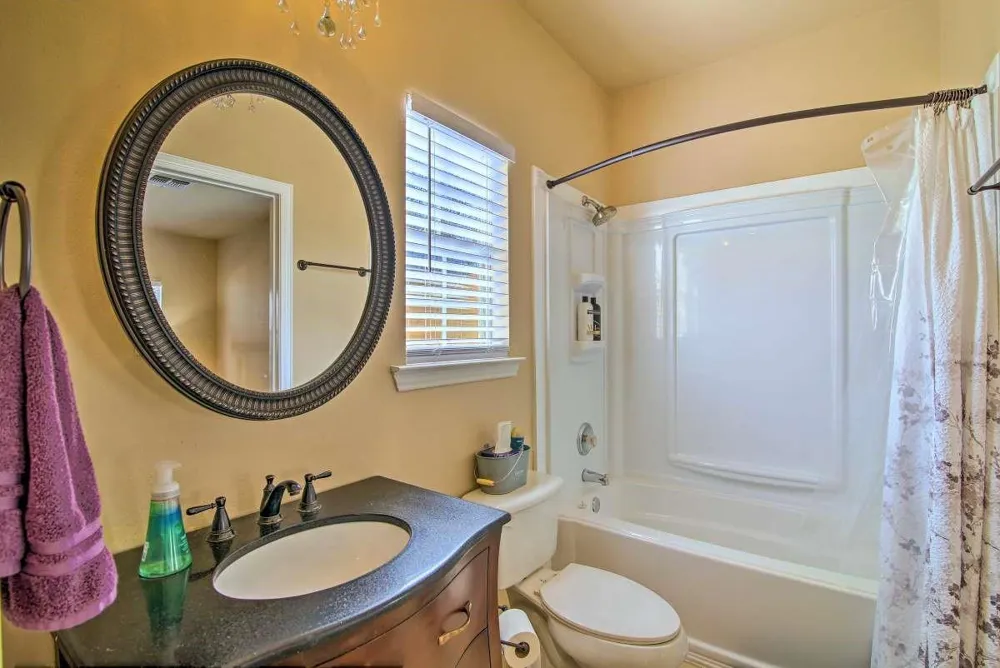 811 W Schubert Street Fredericksburg, TX 78624