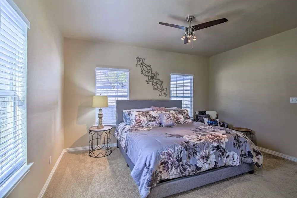 811 W Schubert Street Fredericksburg, TX 78624