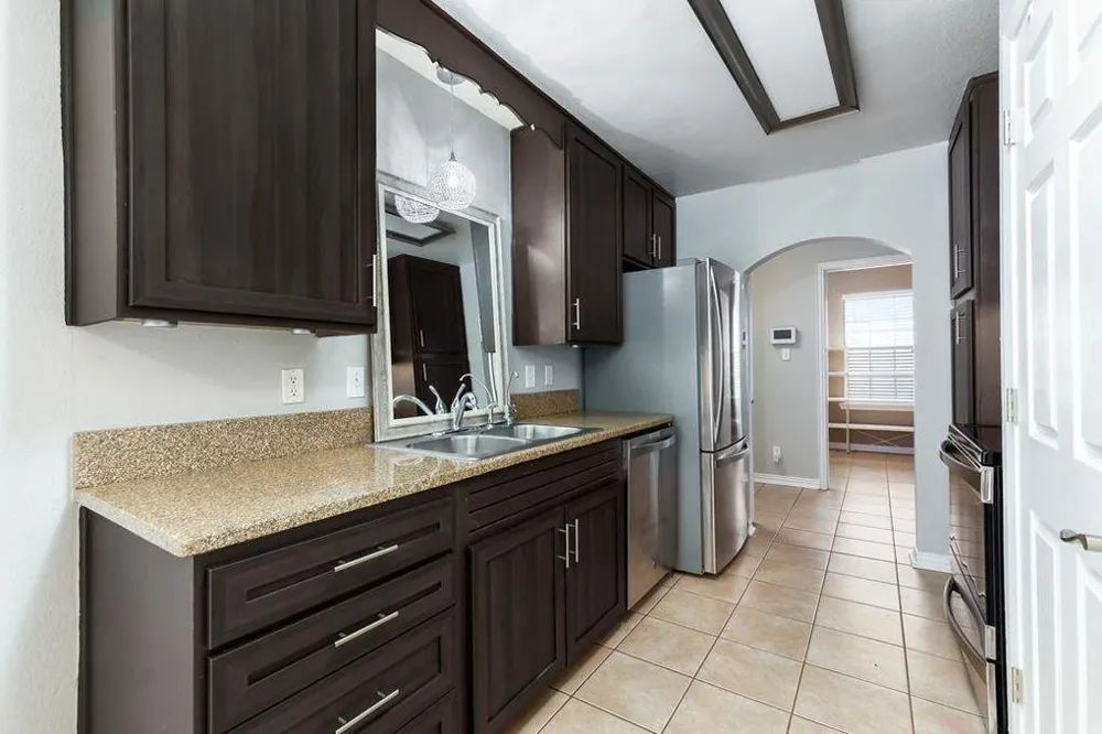 811 W Schubert Street Fredericksburg, TX 78624
