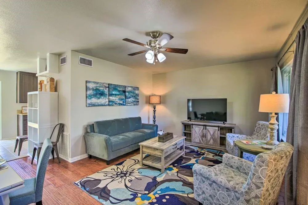 811 W Schubert Street Fredericksburg, TX 78624