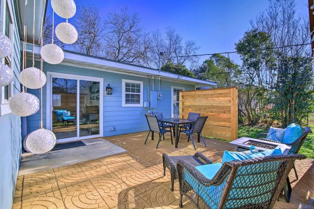 811 W Schubert Street Fredericksburg, TX 78624