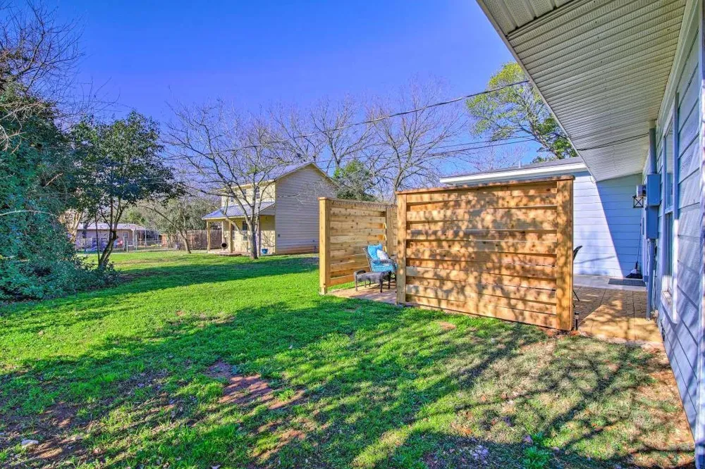 811 W Schubert Street Fredericksburg, TX 78624