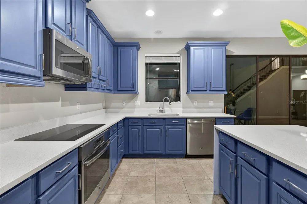 1389 HERITAGE LANDINGS DRIVE Lakeland, FL 33805
