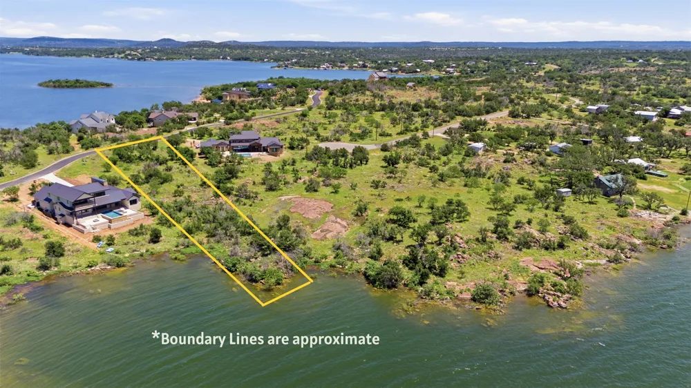 308 Peninsula Drive Burnet, TX 78611