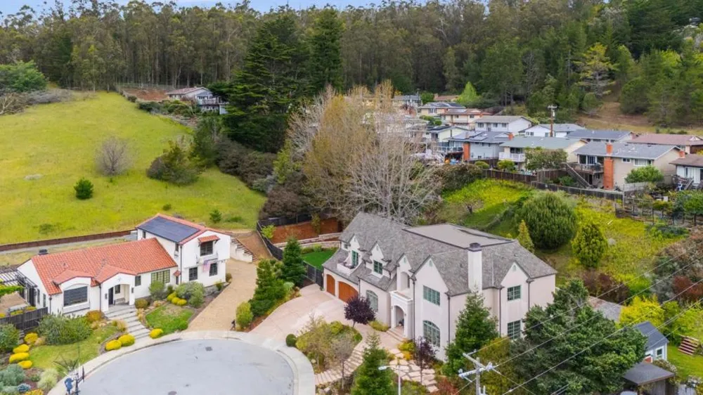 30 Malavear Court Pacifica, CA 94044