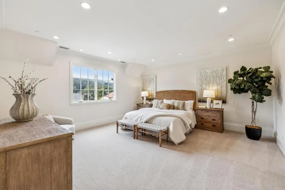 30 Malavear Court Pacifica, CA 94044