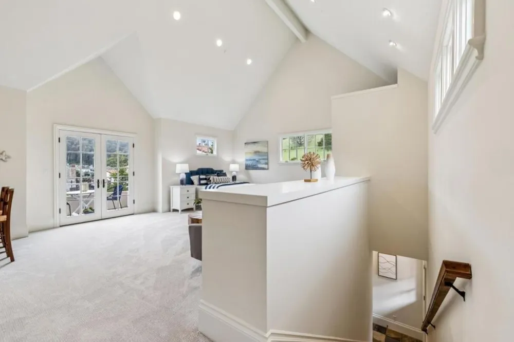 30 Malavear Court Pacifica, CA 94044