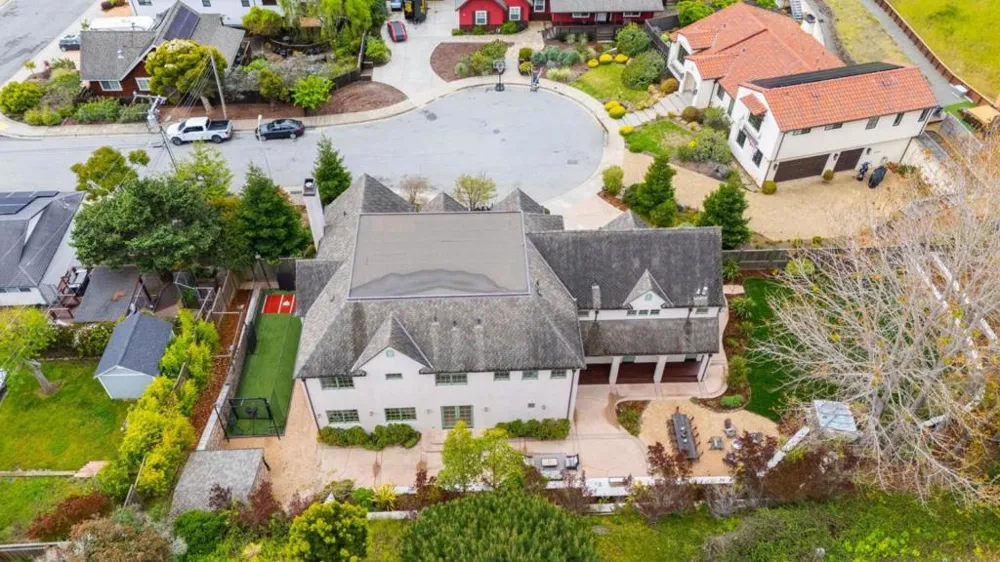 30 Malavear Court Pacifica, CA 94044