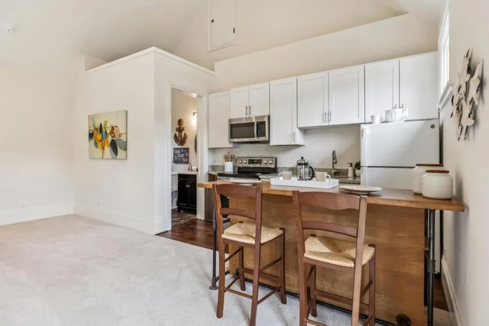 30 Malavear Court Pacifica, CA 94044