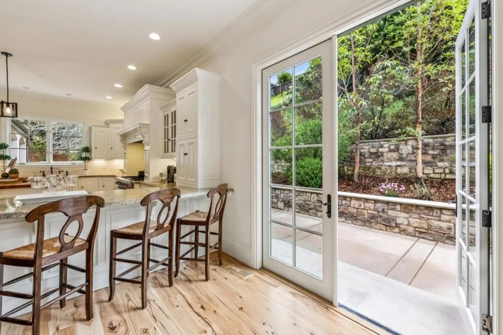 30 Malavear Court Pacifica, CA 94044