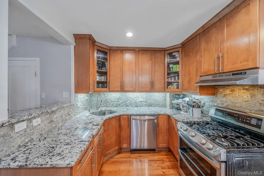 69-08 69th Place Glendale, NY 11385