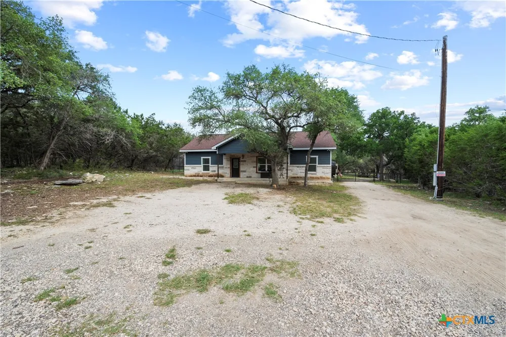 351 Line Camp Loop Spring Branch, TX 78070