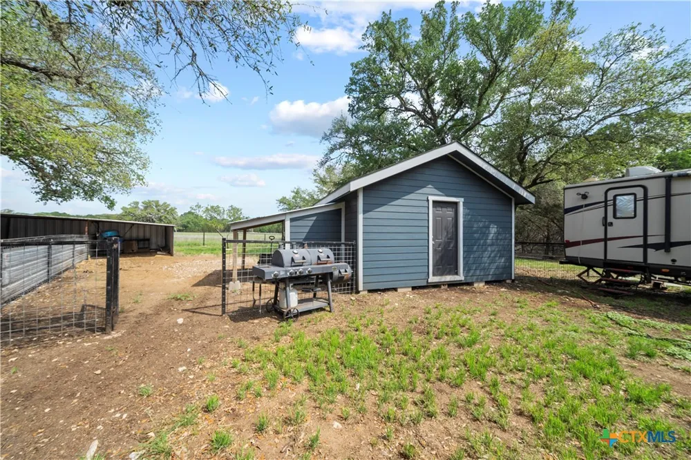351 Line Camp Loop Spring Branch, TX 78070