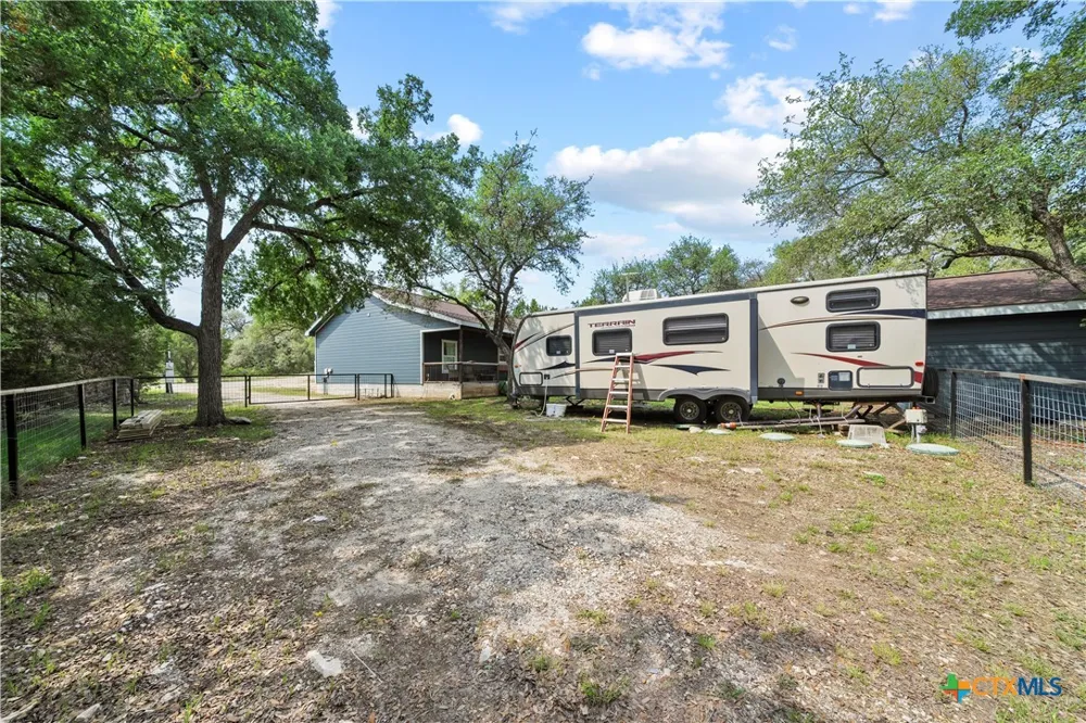 351 Line Camp Loop Spring Branch, TX 78070