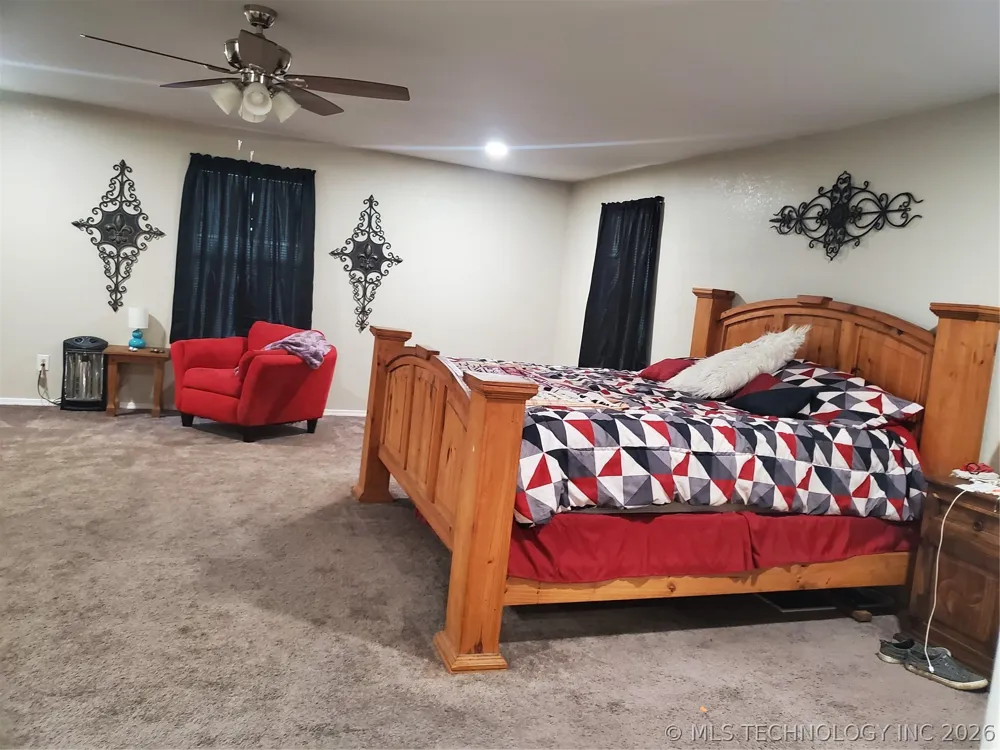 204 Curtis Calera, OK 74730