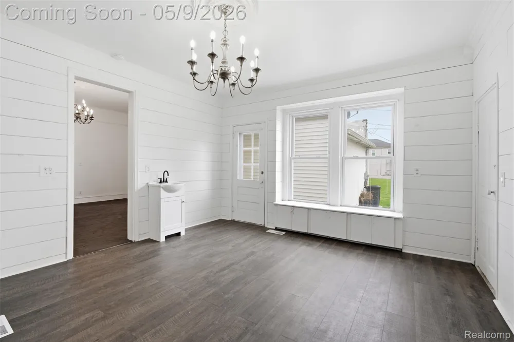 26249 E Huron River Drive Flat Rock City, MI 48134