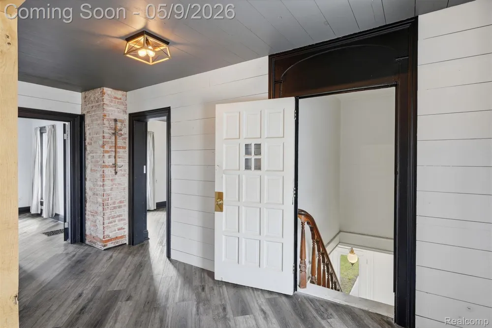 26249 E Huron River Drive Flat Rock City, MI 48134
