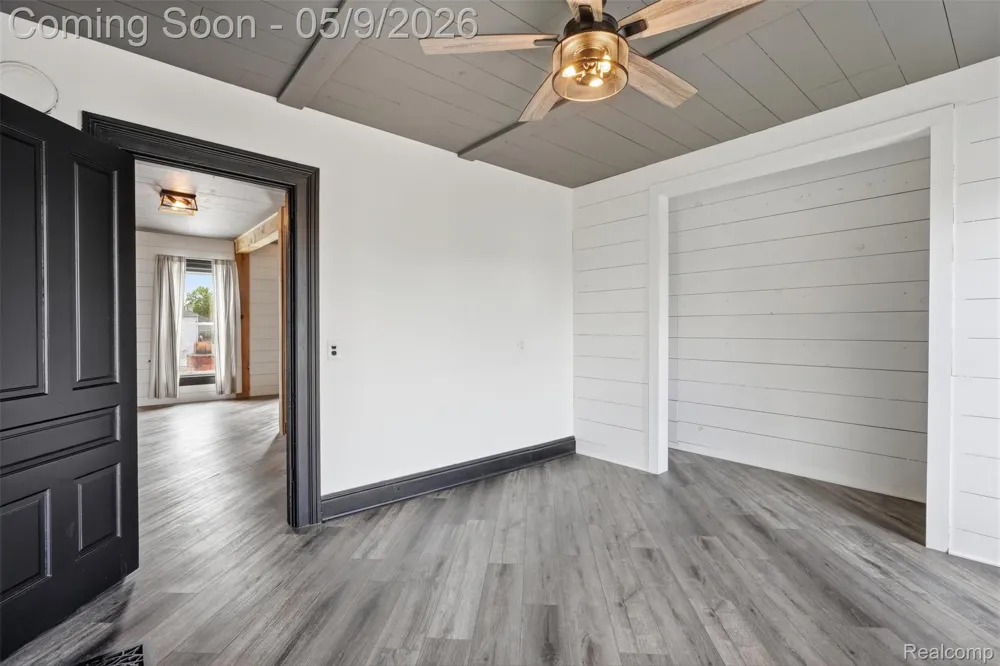 26249 E Huron River Drive Flat Rock City, MI 48134
