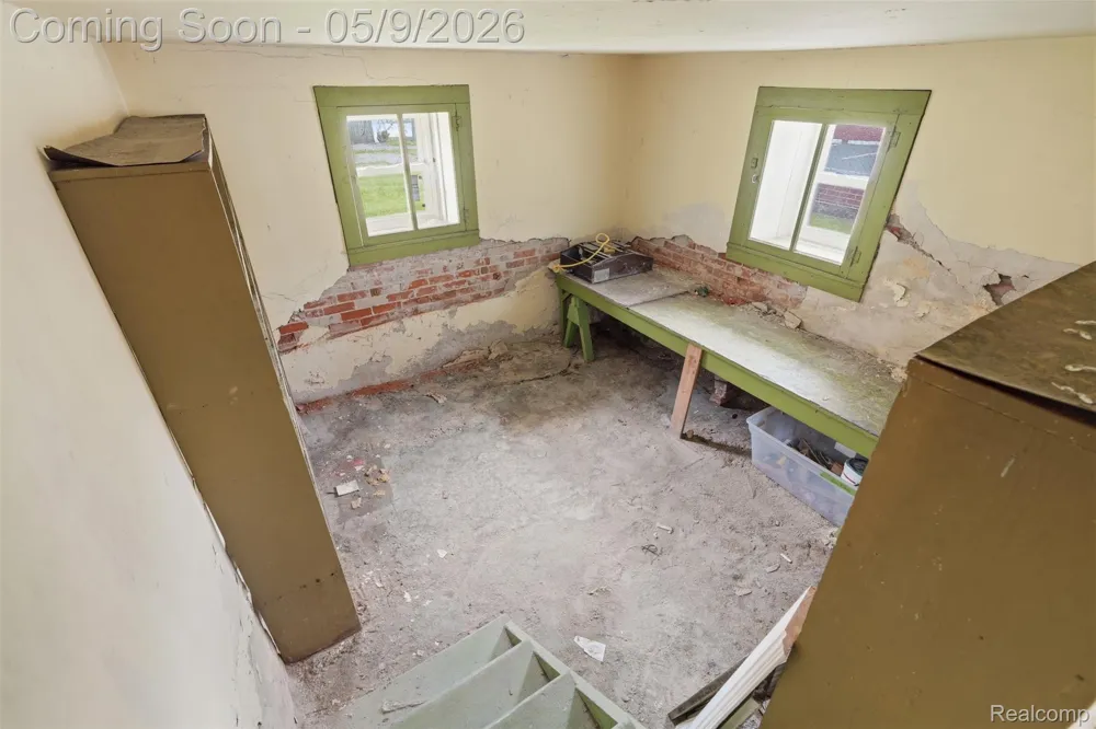 26249 E Huron River Drive Flat Rock City, MI 48134