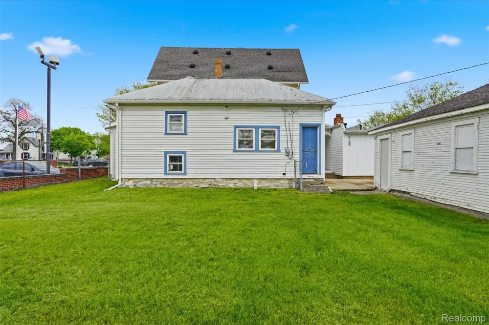 26249 E Huron River Drive Flat Rock City, MI 48134