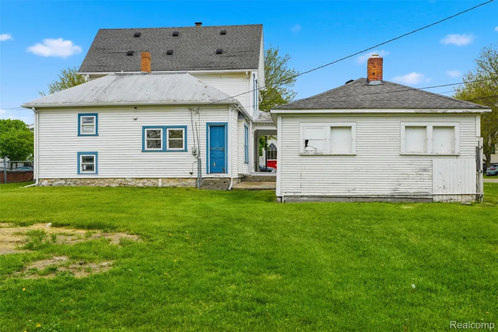 26249 E Huron River Drive Flat Rock City, MI 48134